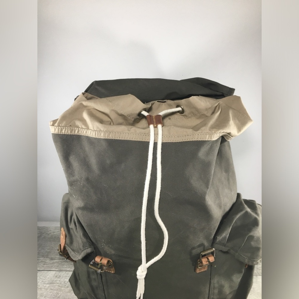 Fjallraven Kanken No2 Backpack Brown Laptop Everyday Ruck School Hiking Work Bag - Picture 9 of 12